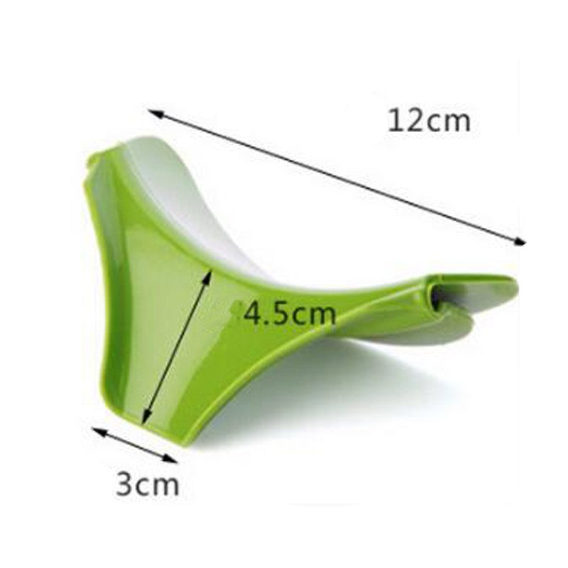 Silicone Clip-On Pouring Funnel – product image 5
