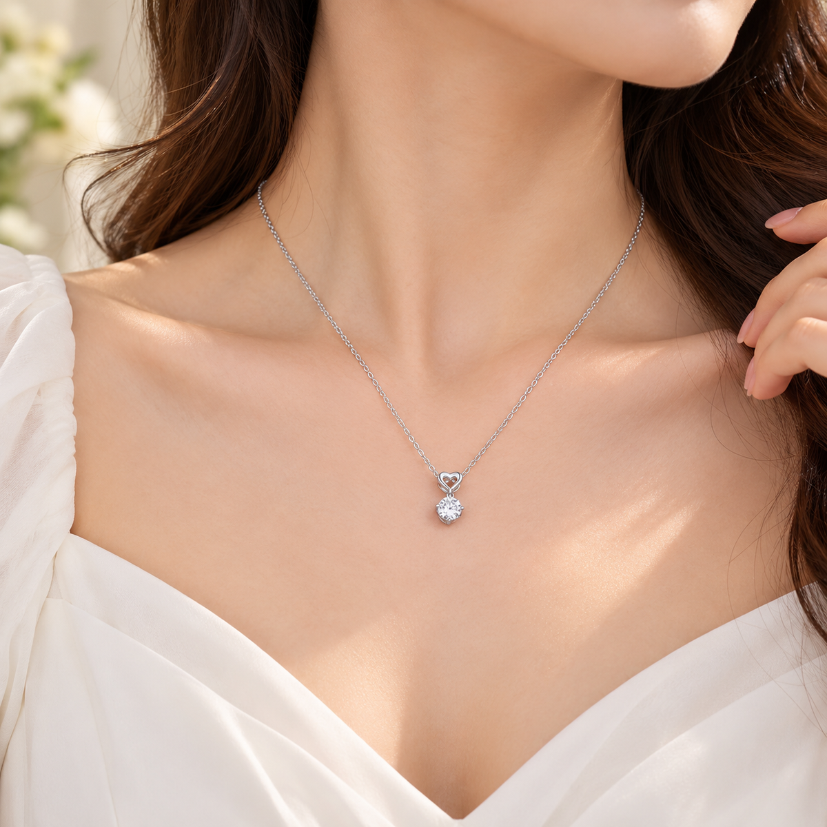 925 Sterling Silver Heart Moissanite Pendant Necklace